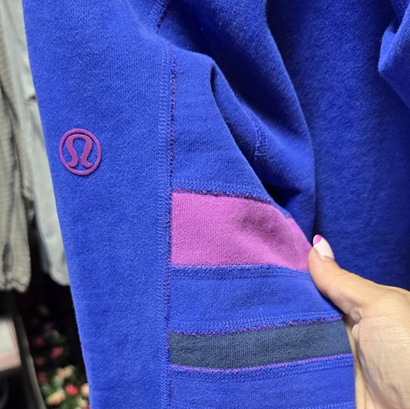 Lululemon Full Zip Size PTP 18" Jacket - Picture 5 of 5